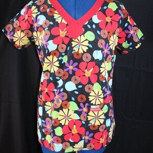 Peaches Women's V-Neck Red Multicolor Floral Print Scrub Top Size XS